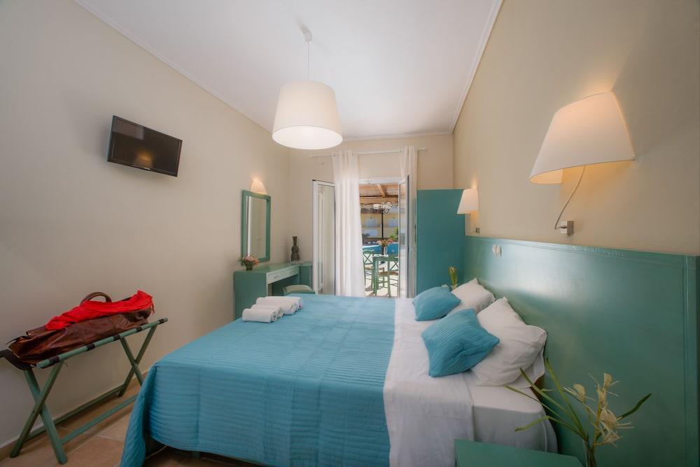 Hotel Ecoresort Zefyros 3*